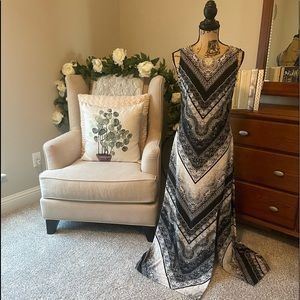 Beige by eci sleeveless, slit side summer beachy dress